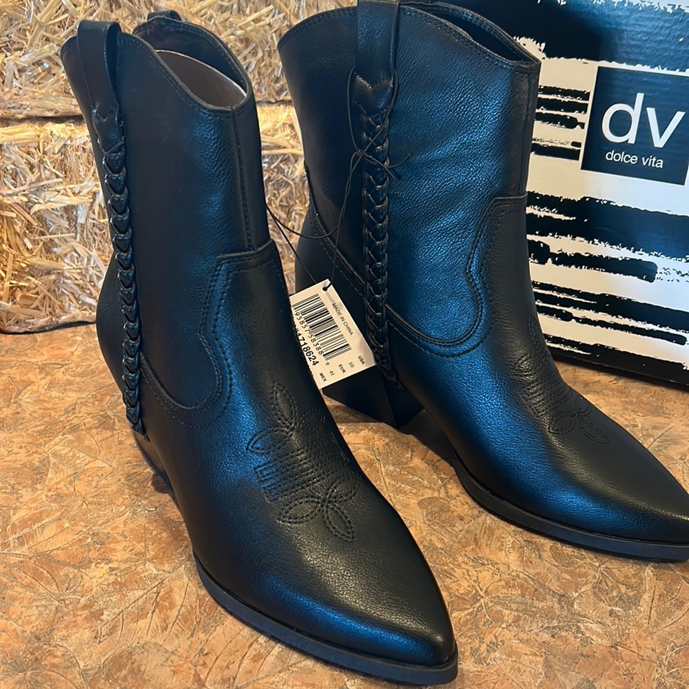 Dolce Vita Kellar black heeled boots